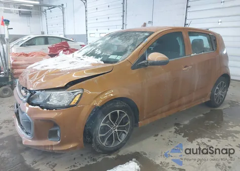 2017 Chevrolet Sonic Lt Auto из США, поврежденный, VIN 1G1JD6SG1H4137581